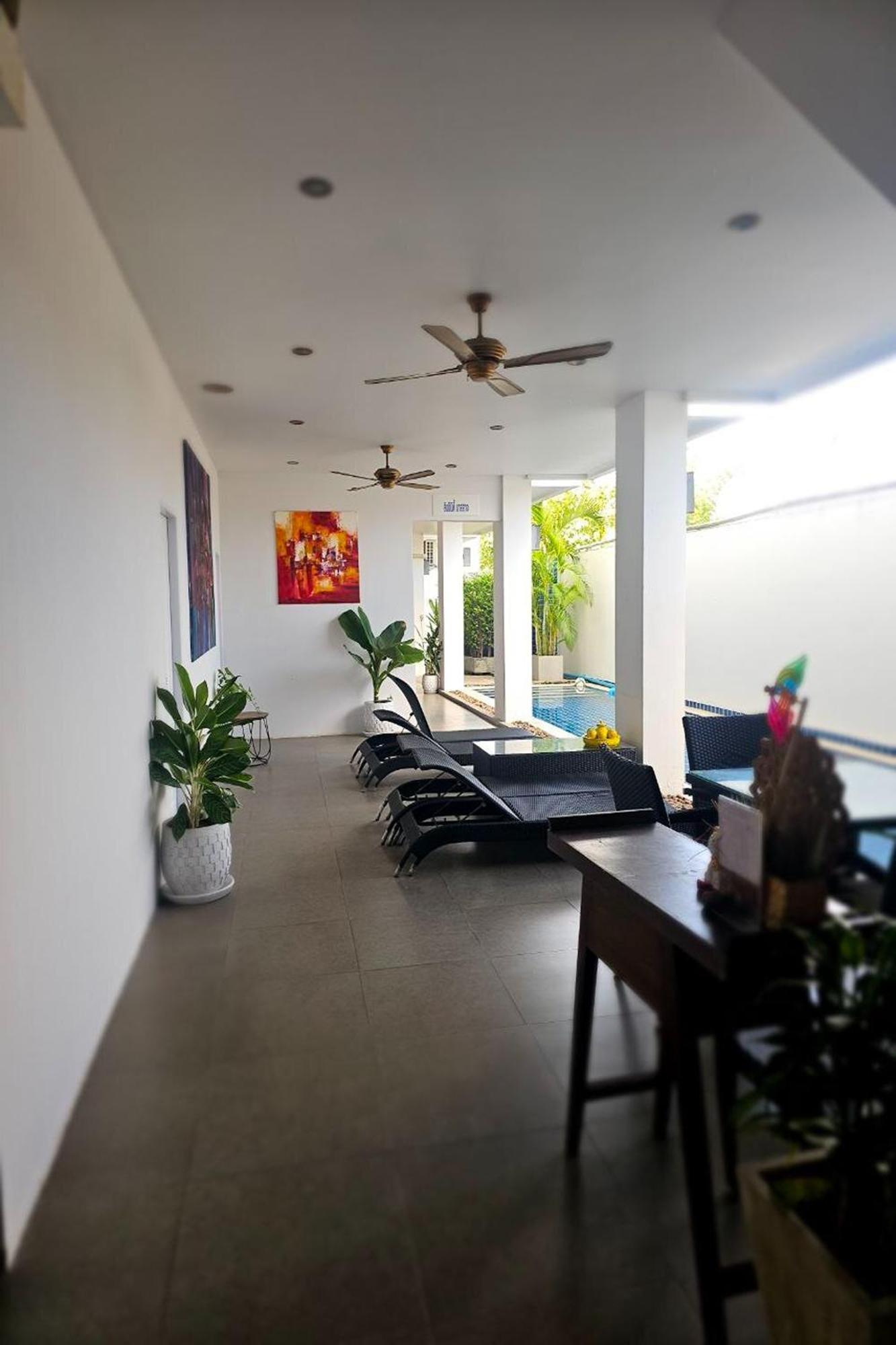 One World One Home Naiharn Hotel Rawai Exterior photo